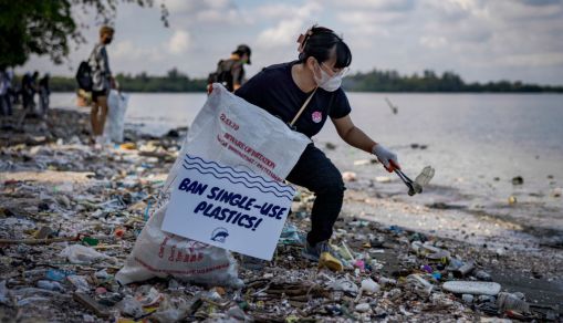 Countries Remain Divided on Plastic Pollution Treaty, Key Decisions Deferred