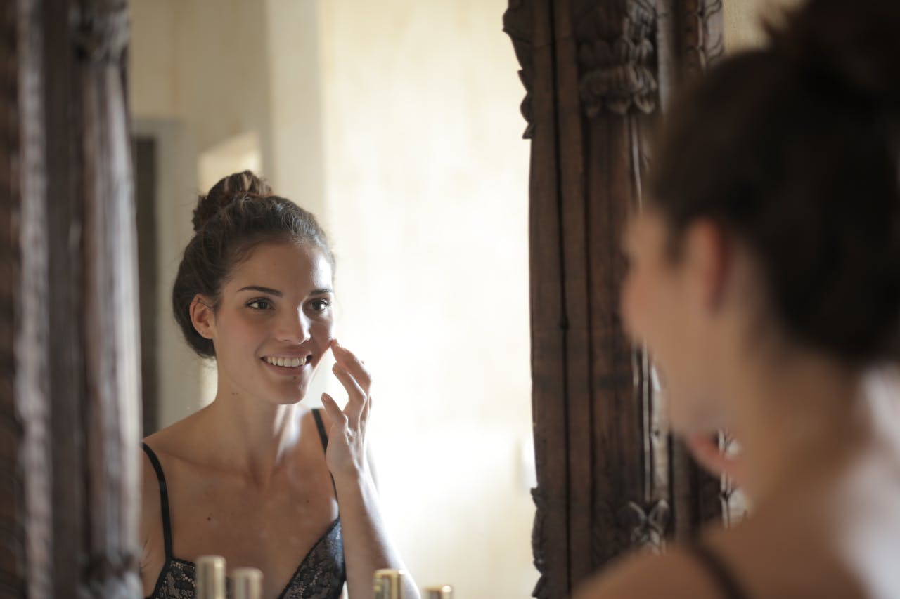 Linking Sleep, Diet, and Skin to Daily Wellness and Performance