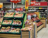 How Smarter Grocery Shopping Reduces Food Waste and Supports Sustainable