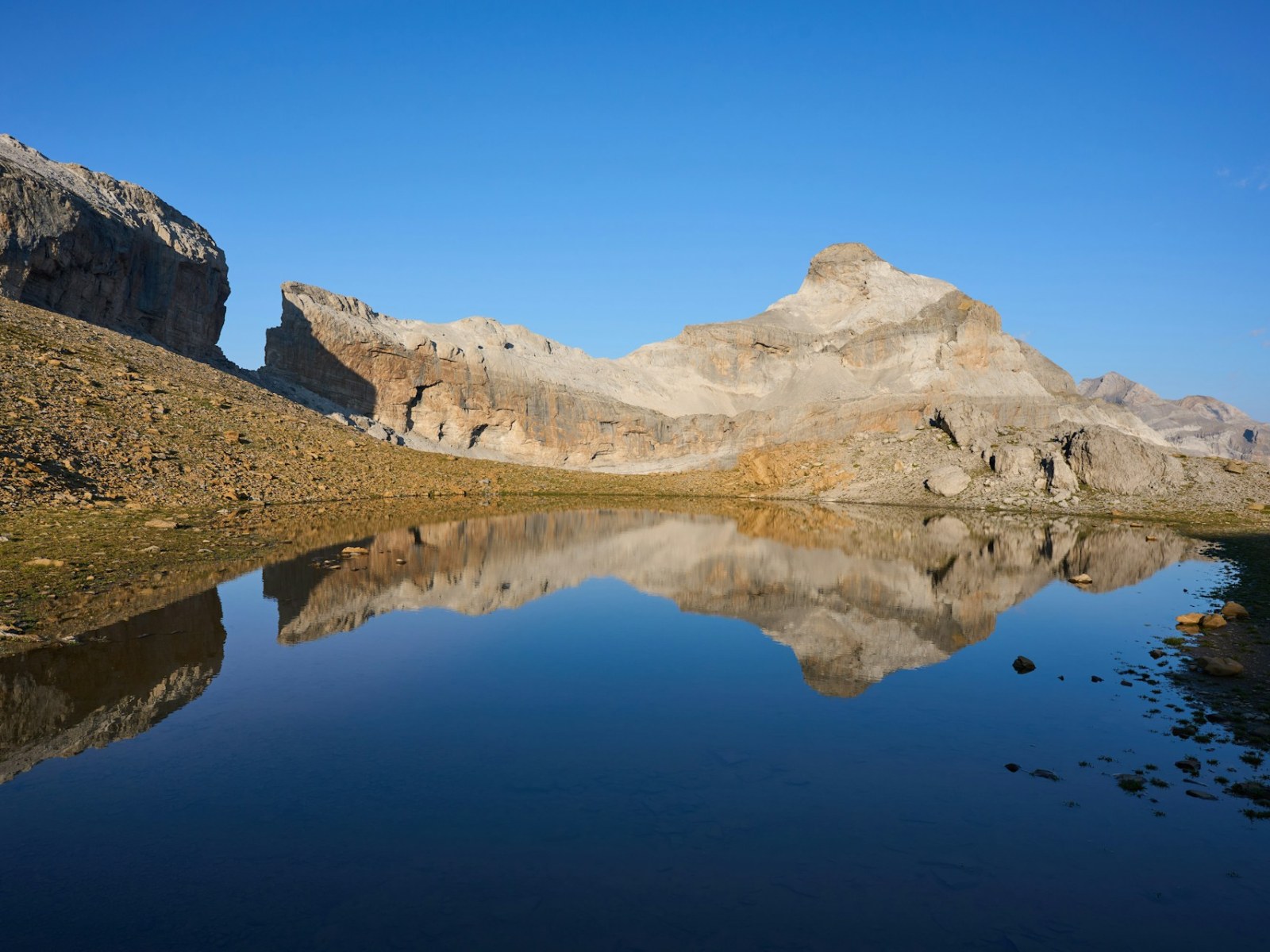 Why Hiking in Pyrenees Feels Rawer Than in the Alps