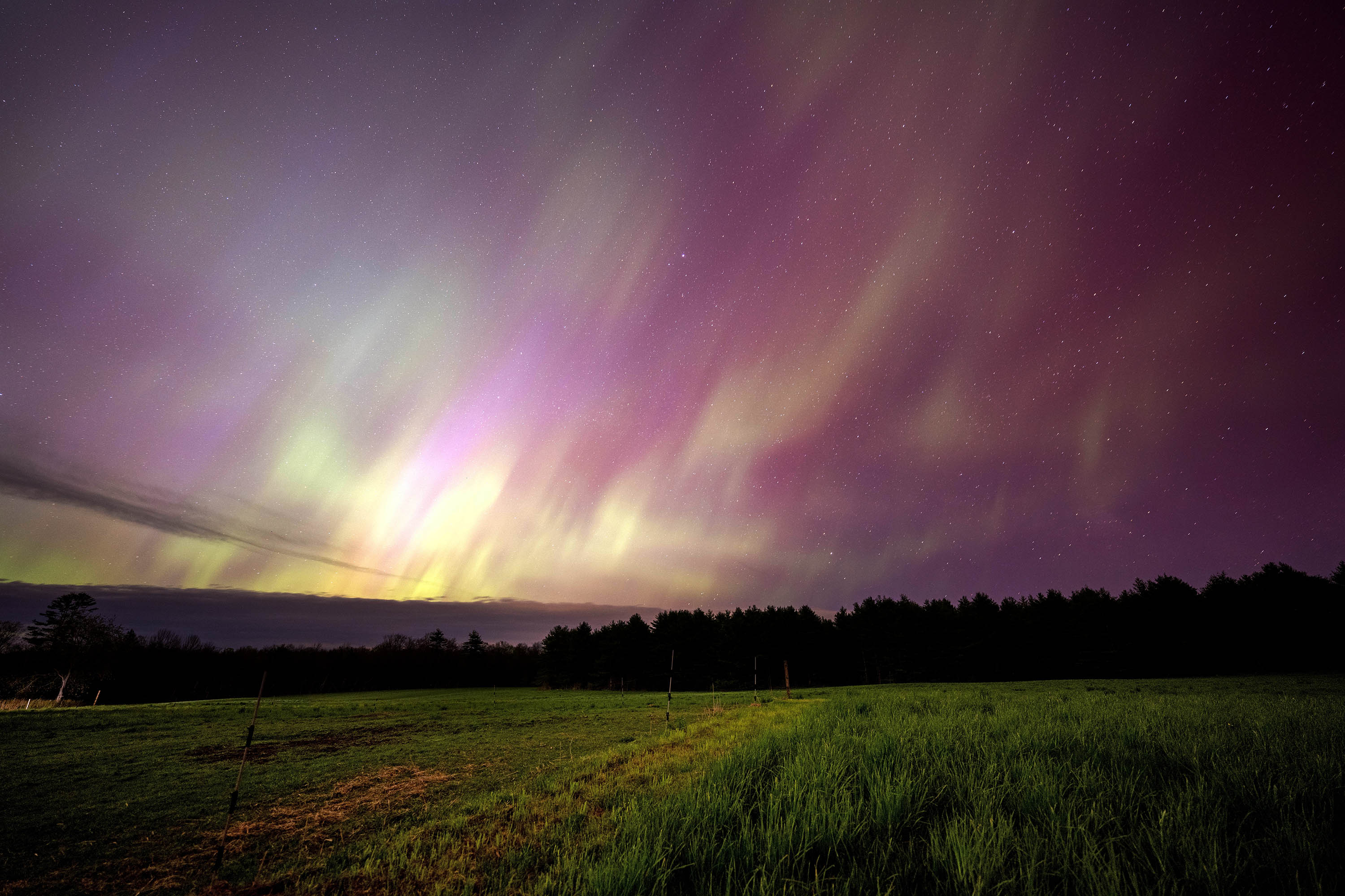 natureworldnews.com - Lucas Caldwell - NOAA Upgrades Its Geomagnetic Storm Watch to G2 as Merged Solar Blasts Approach Earth