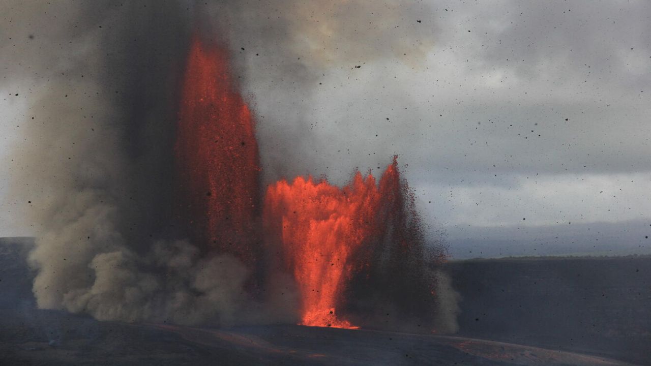 Six New Vents Open at Kilauea's Summit, Then Stall, as Episode 55 Fountaining Remains Uncertain