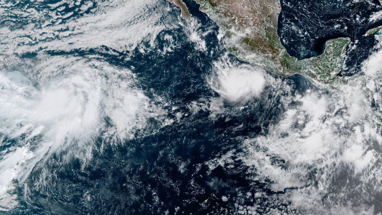 Hurricane Polo Slips Back to Category 4 After Brief Return to Category 5, with Baja California Sur in Its Path Early Next Week