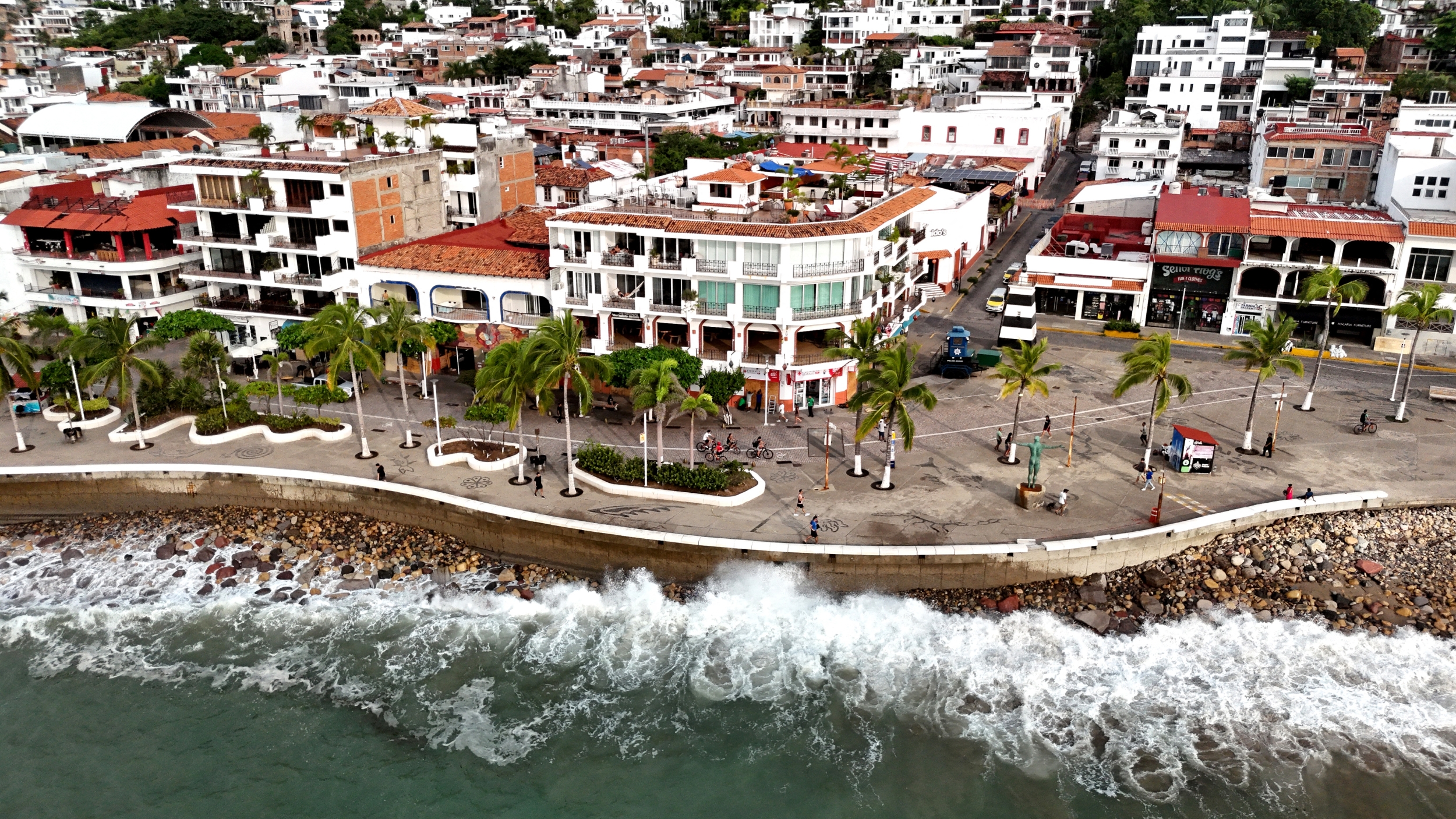 Hurricane Simon Weakens to Category 3 Off Puerto Vallarta as New Hurricane Watch Extends North Toward Sinaloa