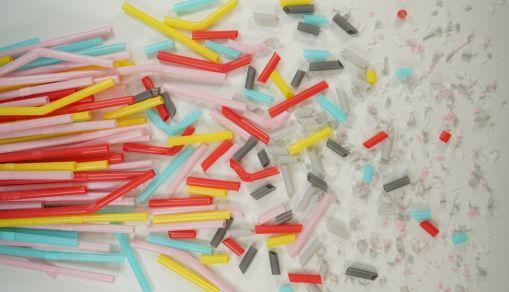 Straws turn into microplastics