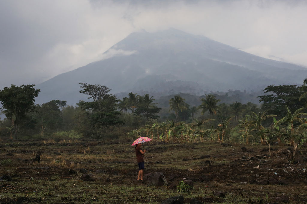 Mount Kanlaon Eruption Triggers Torrential Mudflow in Negros Occidental